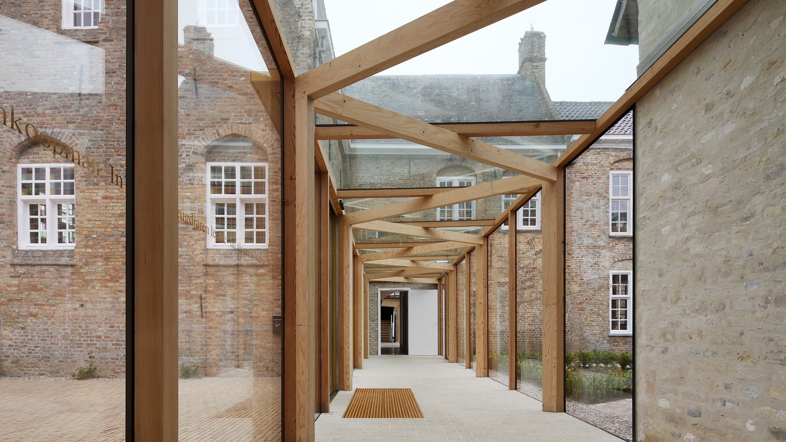 Hybride Hout Bouwprojecten - Expertise - Verstraete