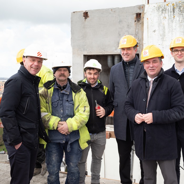 Verstraete.team_Persbericht_meiboom Hanekop Roeselare_renovatie